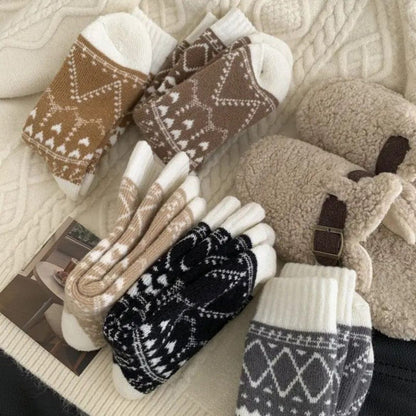 Fluffiga vinterstrumpor 5-pack – varma & mjuka mysstrumpor