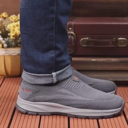 OrthoWalk - Ortopediska Slip-On Stickade Sneakers